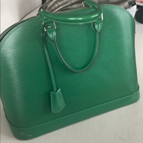 Louis Vuitton Handbags - Louis Vuitton Alma GM (LARGE) epic in Menthe. REAL